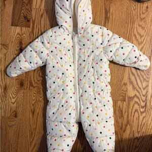 Old Navy Polka Dot Baby Snowsuit (6-12 months)